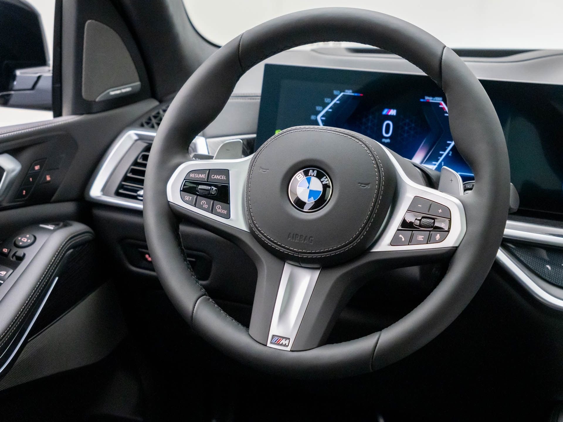 New 2026 Black Sapphire Metallic BMW xDrive40i image 12