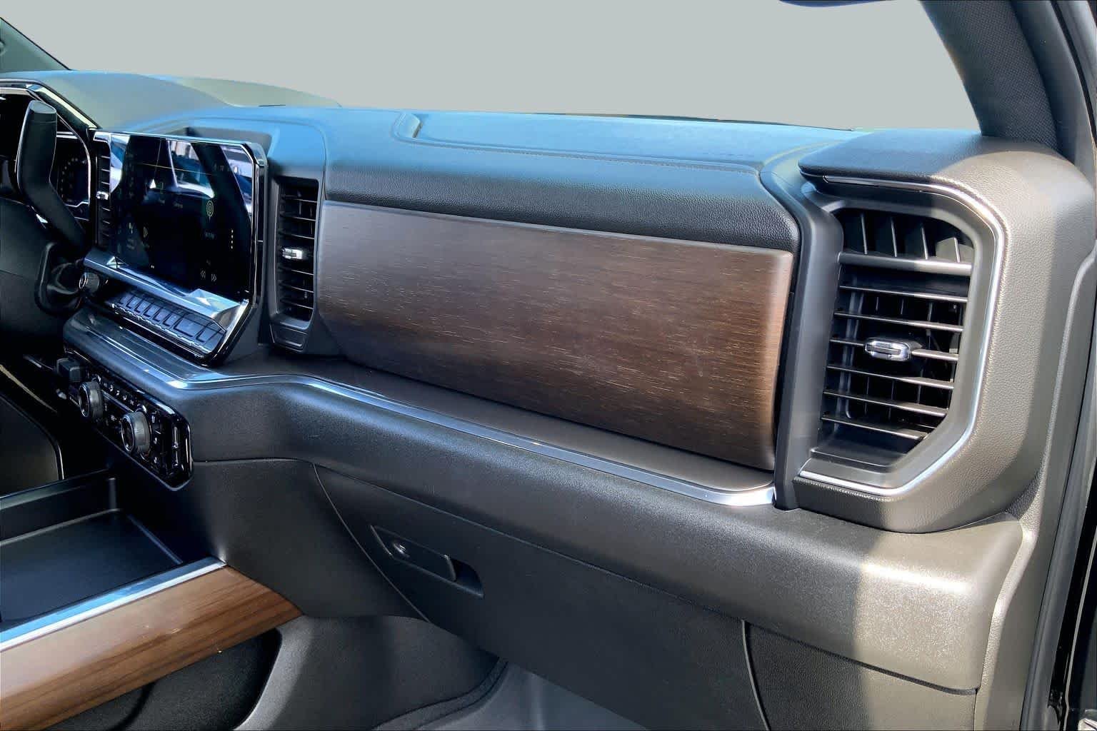 Used 2024 Black Chevrolet High Country image 19
