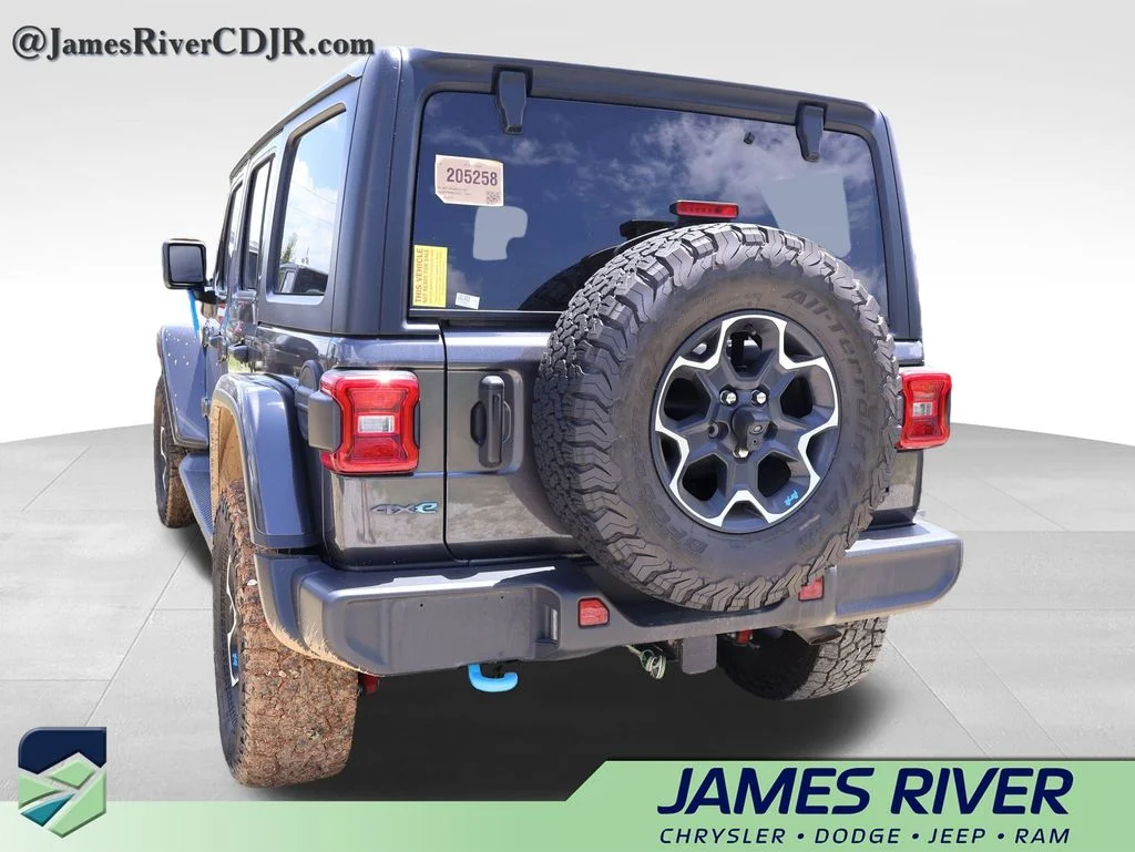 Used 2022 Gray Jeep Unlimited Rubicon 4xe image 18