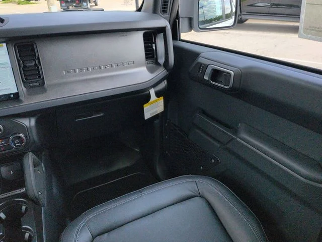 New 2026 Oxford White Ford Badlands® image 17