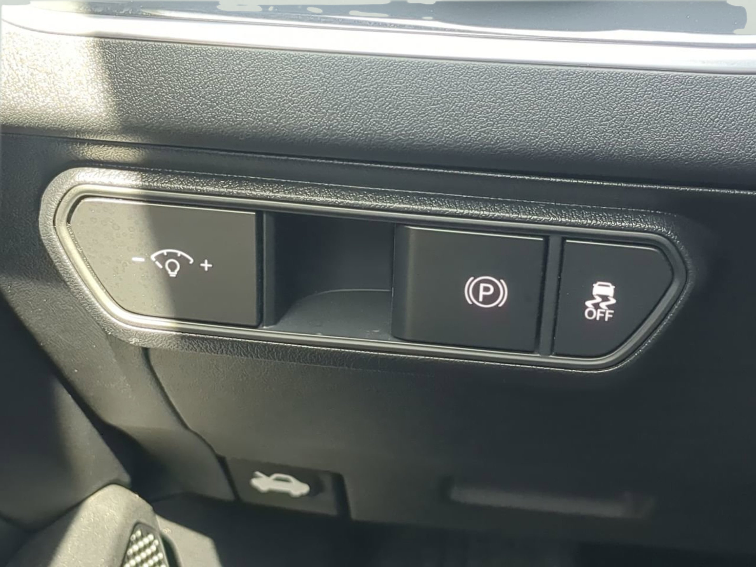 New 2026 Interstellar Gray Kia GT-Line image 23