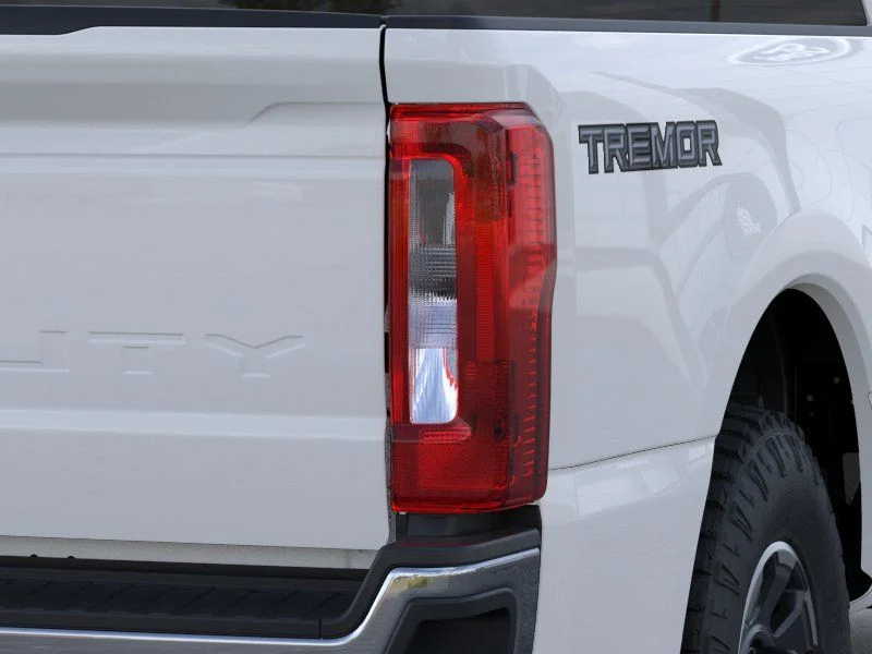 New 2026 Oxford White Ford F-250® XLT image 21