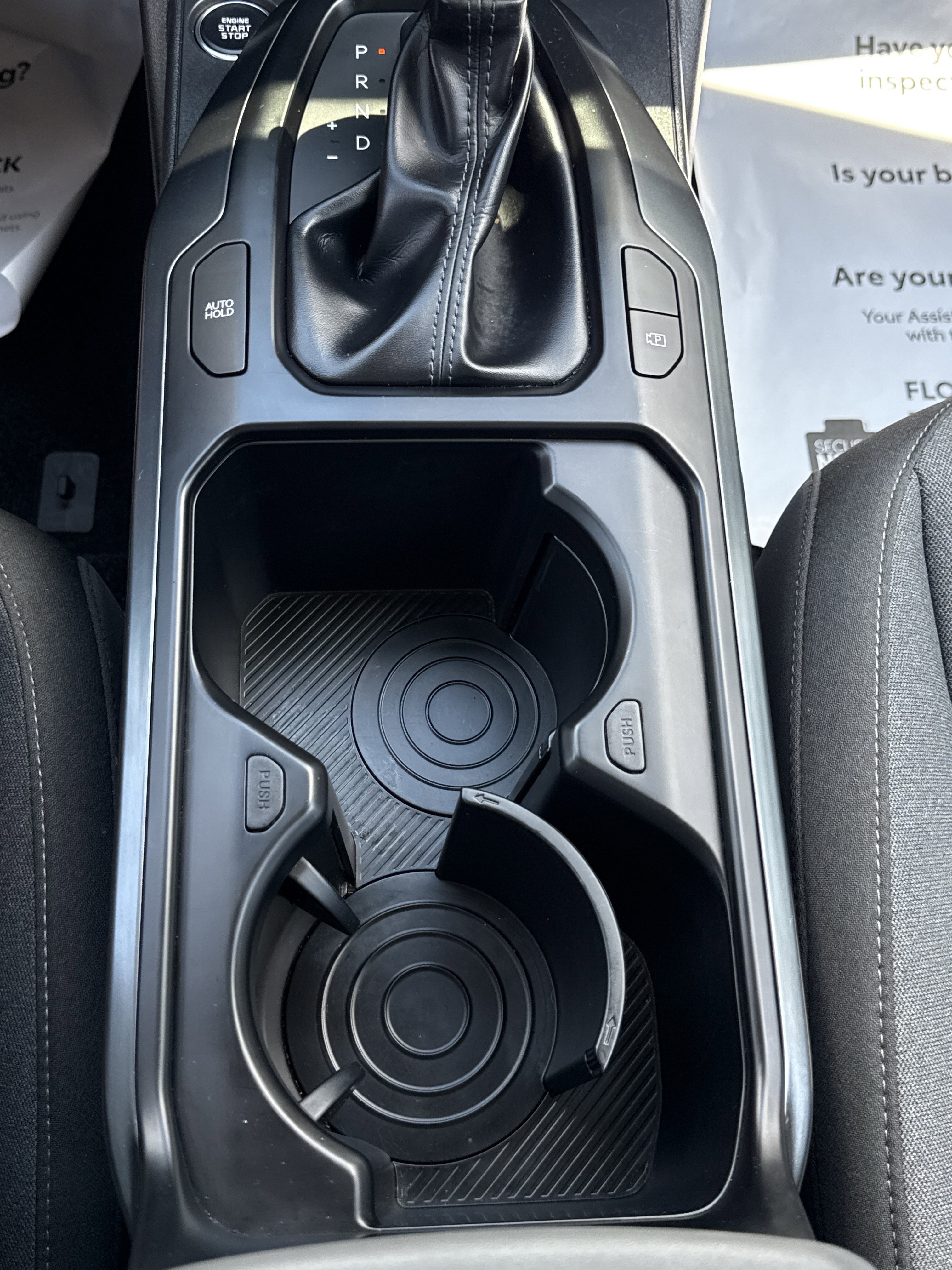 2025 Kia K4 LXS - Photo 27