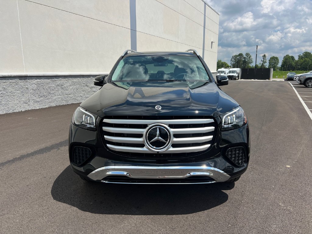 New 2026 Black Mercedes-Benz GLS 450 image 42