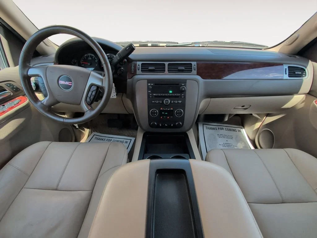 Used 2013 WHITE DIAMOND TRICOAT GMC SLT image 10