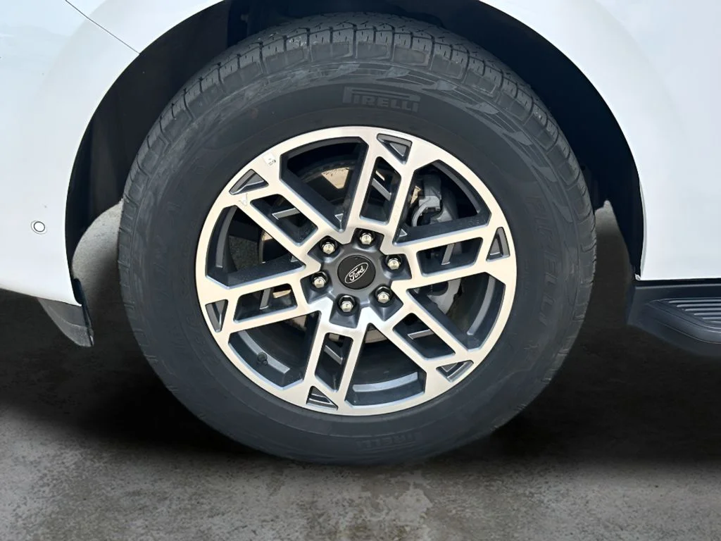 Used 2025 White Ford Active image 8