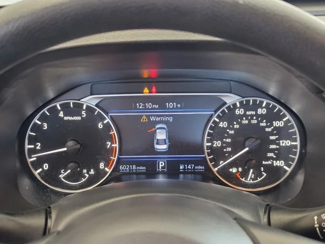 Used 2024 Red Nissan 2.5 SV image 9