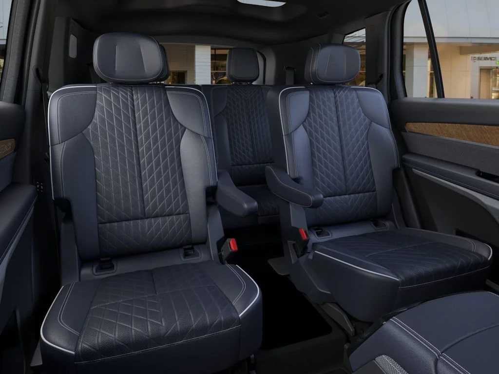 2026 Cadillac VISTIQ Premium Luxury - Photo 17