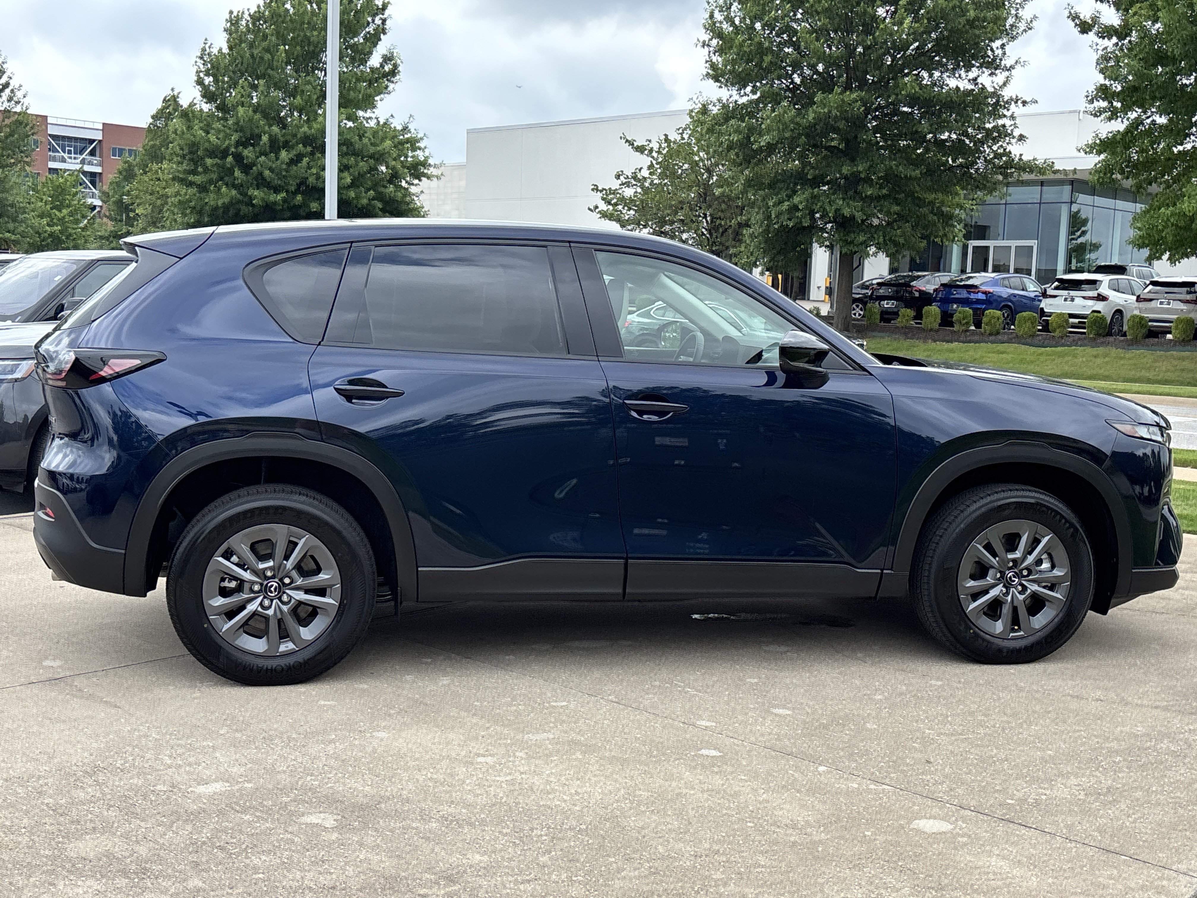 15万 MICHAEL KORS リネン 透け感 シアー ジャケット 紺 8 New 2026 Mazda CX-5 2.5 S Select AWD SUV in Bentonville #Z156172