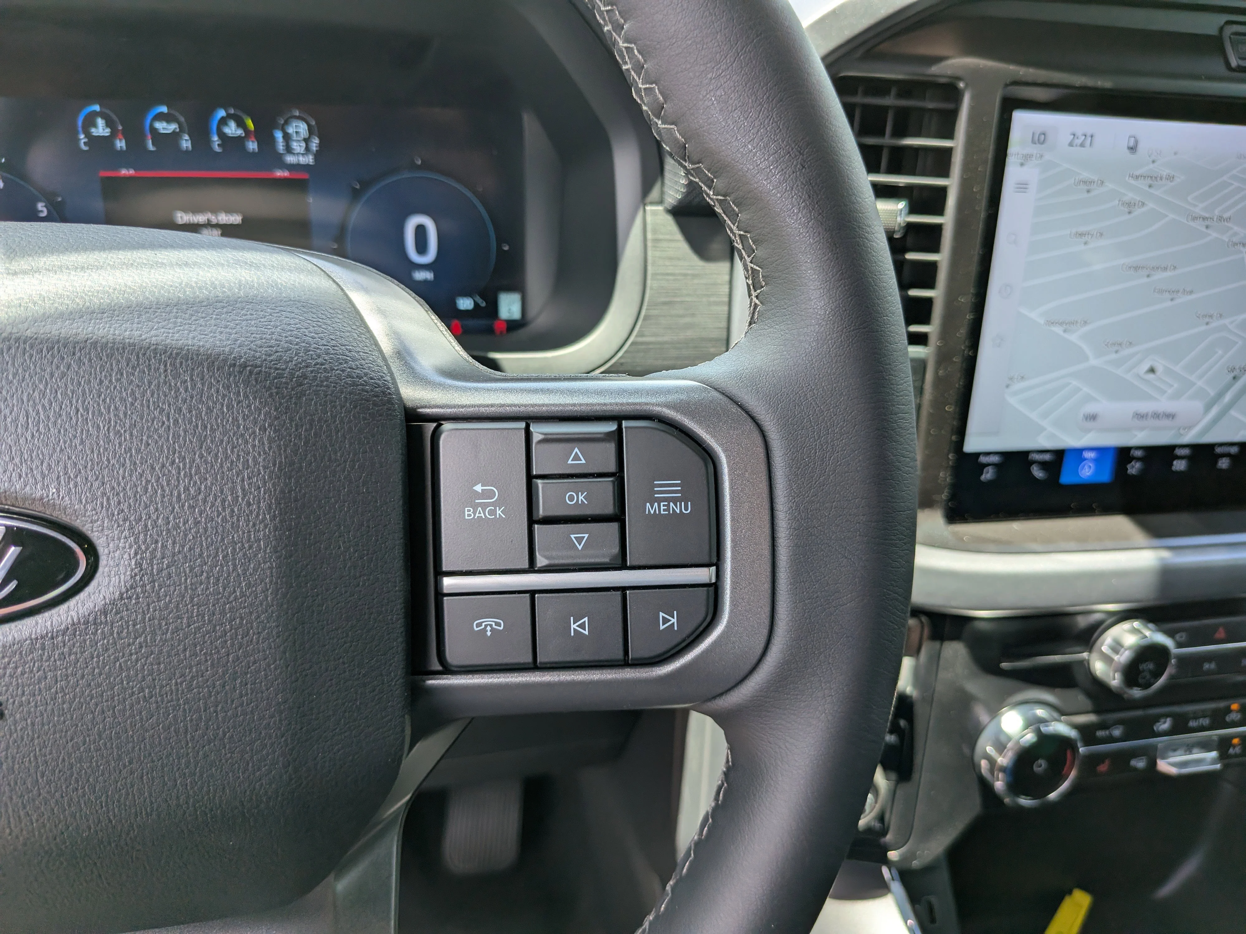 New 2026 Avalanche Ford XLT image 28