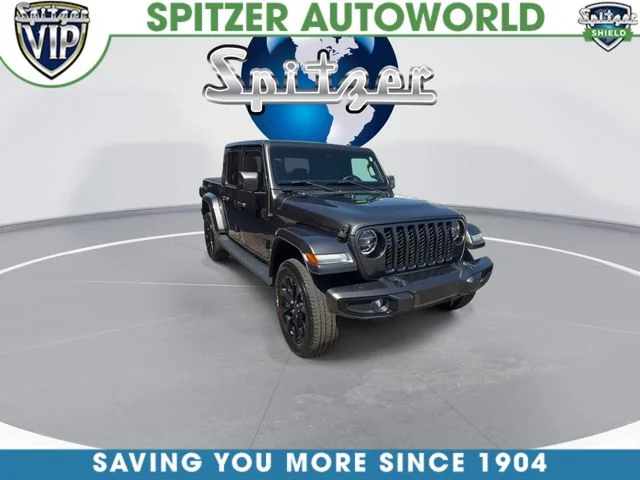 Used 2021 Gray Jeep Overland image 2