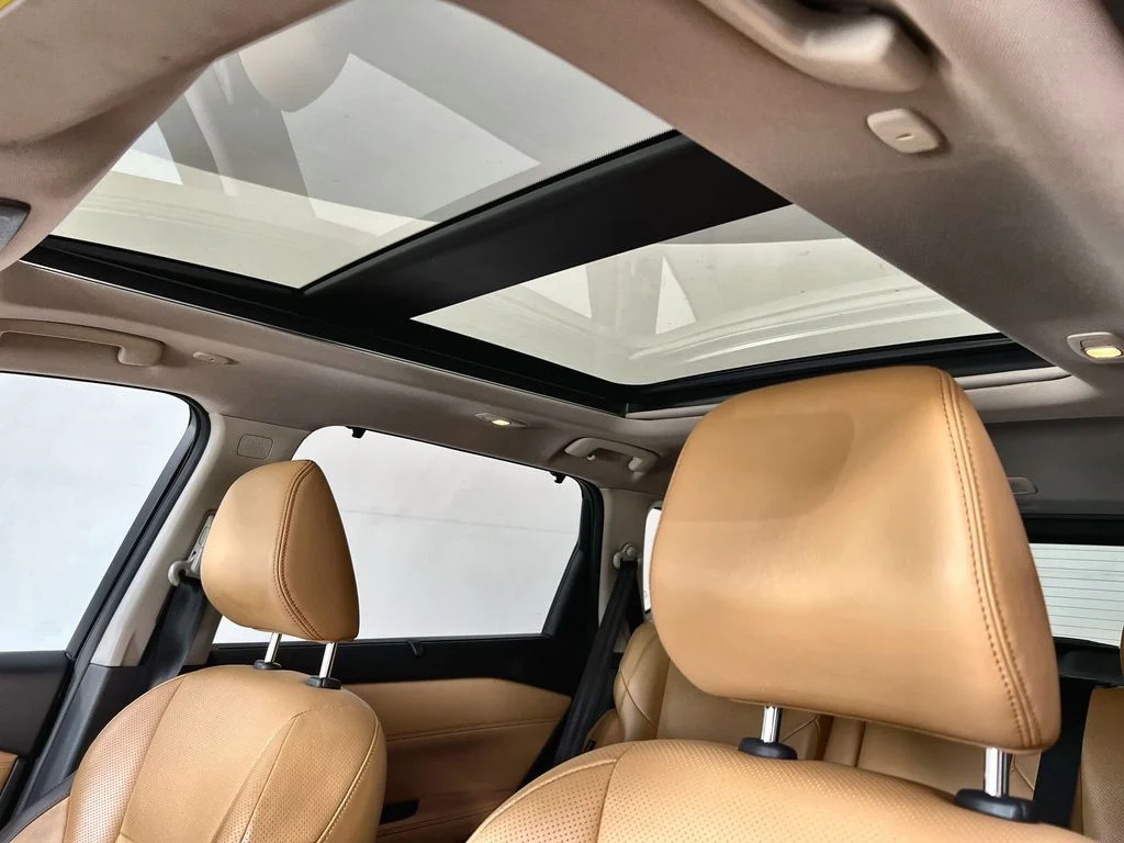 Certified Used 2022 White Nissan Platinum image 16