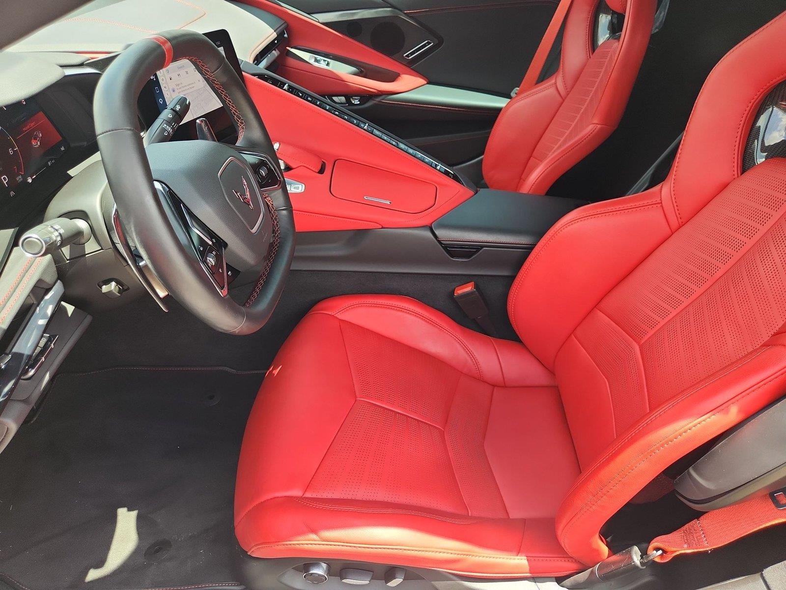 2024 Chevrolet Corvette 2LT - Photo 19