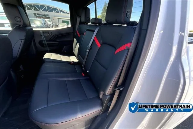 2026 Chevrolet Colorado Z71 - Photo 11