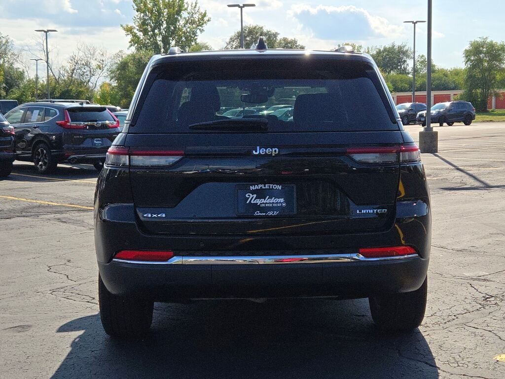 Used 2023 Black Jeep Limited image 13