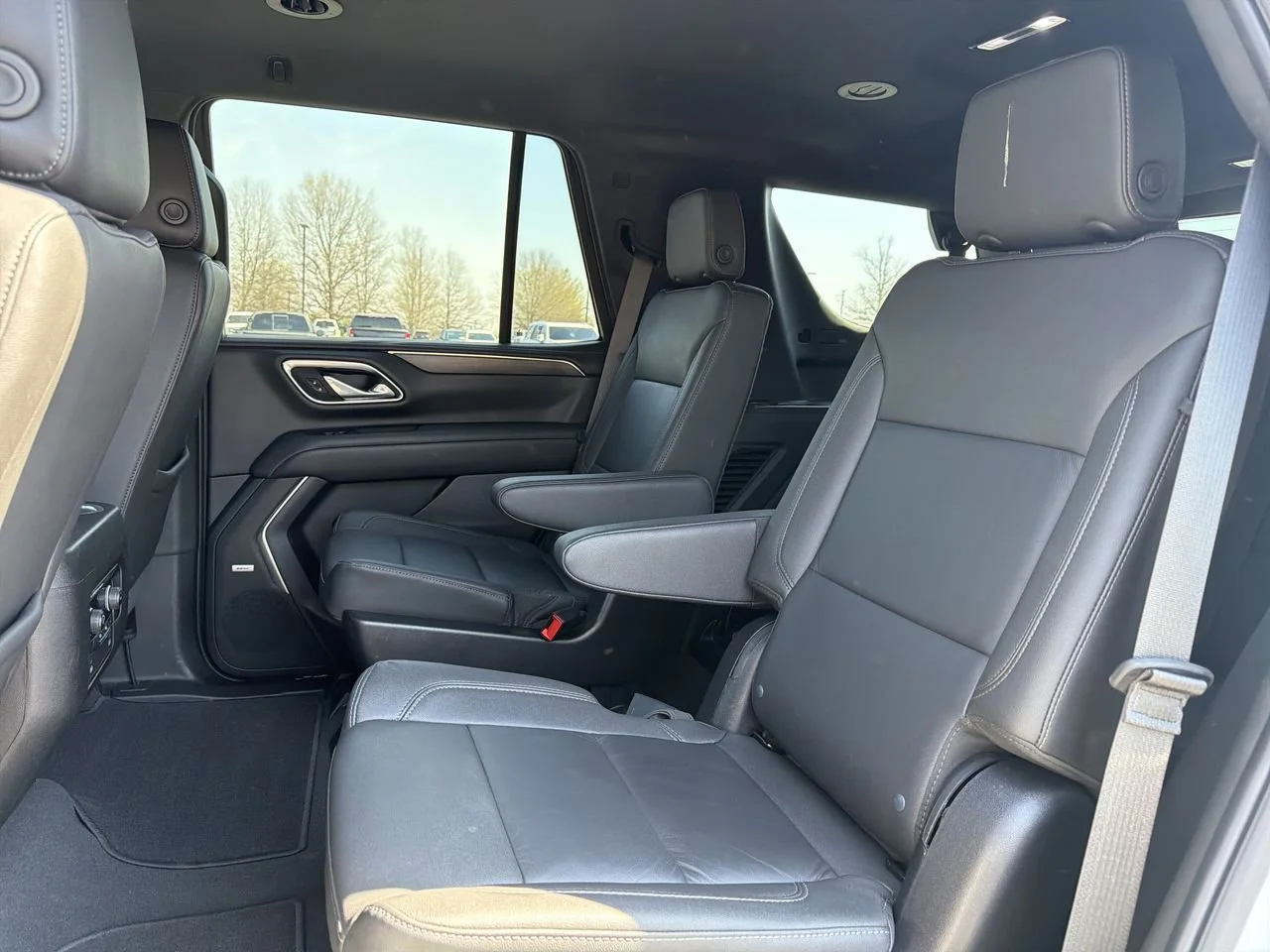 Used 2024 Summit White Chevrolet Z71 image 20