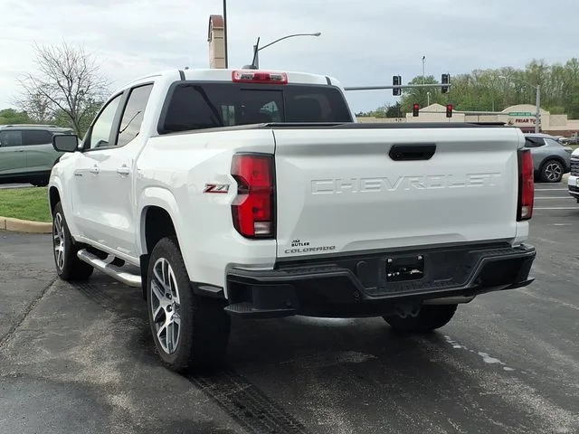 Certified Used 2024 White Chevrolet Z71 image 2