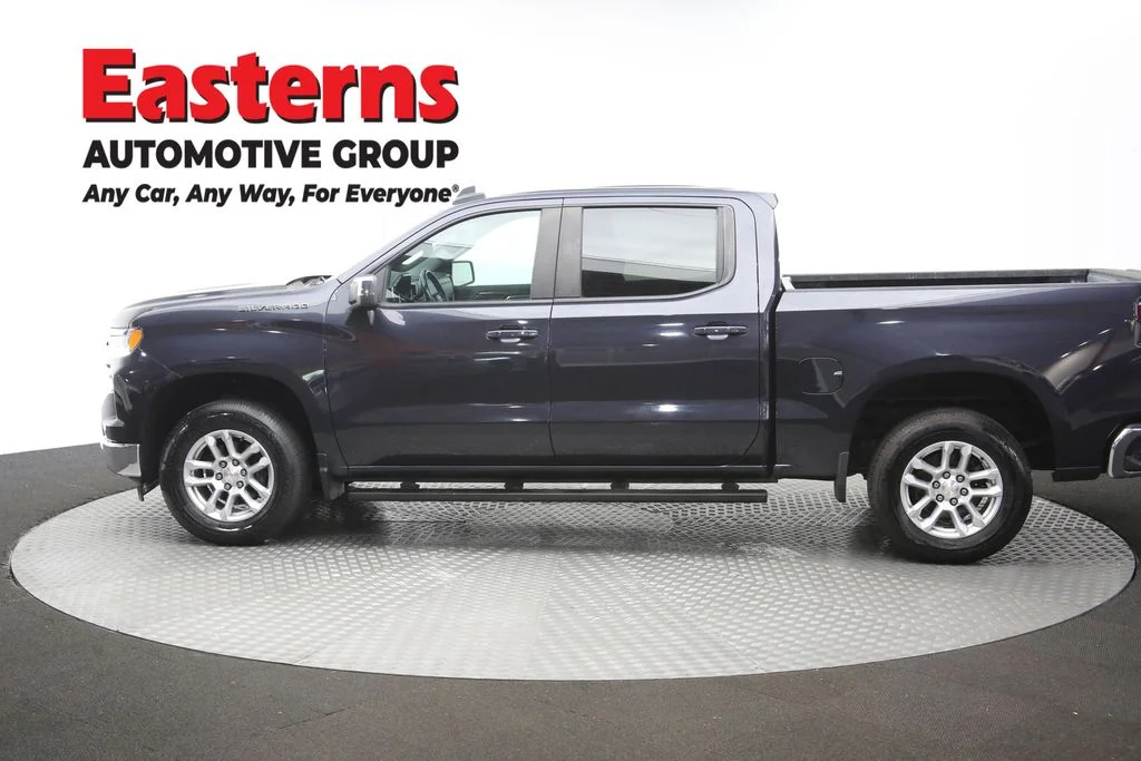Used 2022 Gray Chevrolet LT image 60