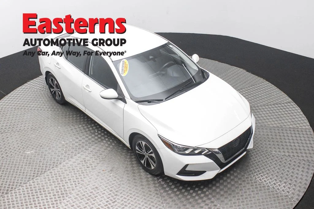 Used 2021 White Nissan SV image 3