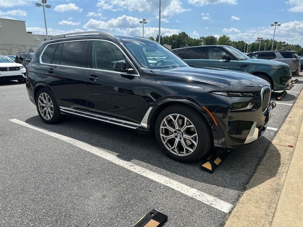 Used 2025 Black BMW xDrive40i image 7