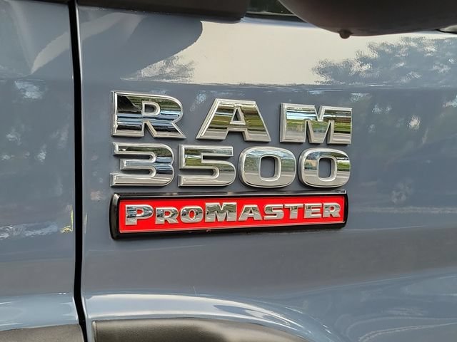 Used 2022 Blue Ram Low Roof image 8