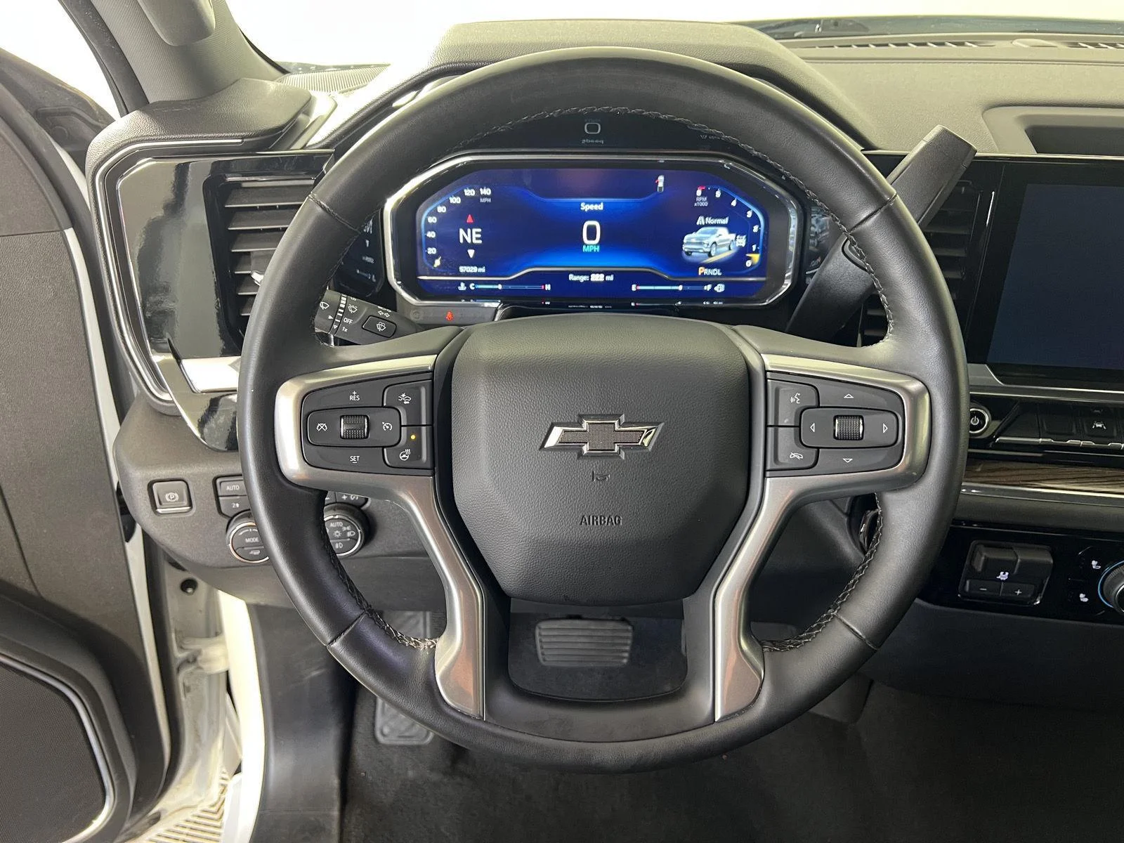 Used 2023 Summit White Chevrolet RST image 9