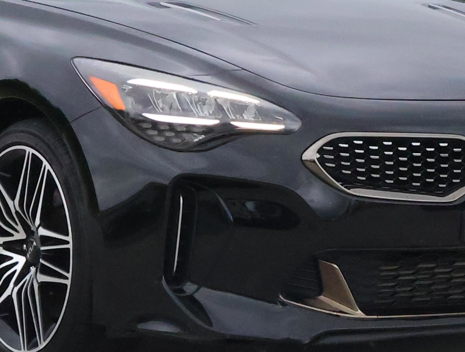 2022 Kia Stinger GT1 - Photo 7