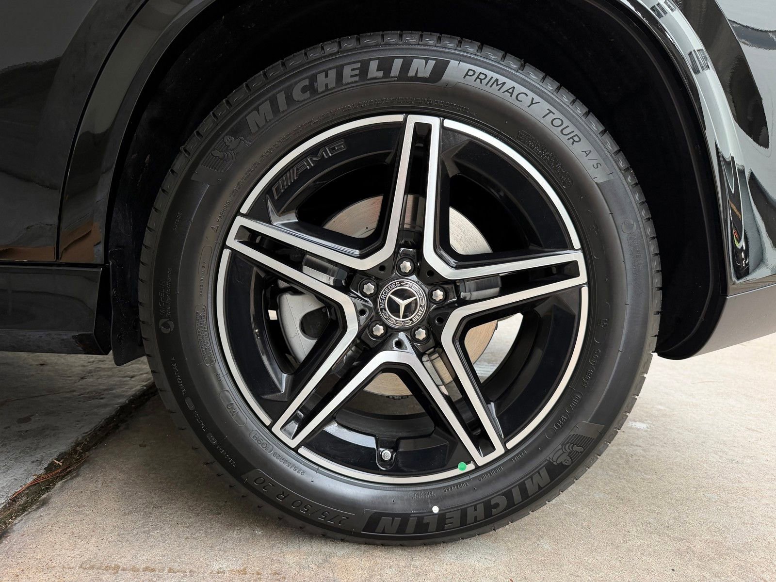 New 2026 Black Mercedes-Benz GLE 350 image 47