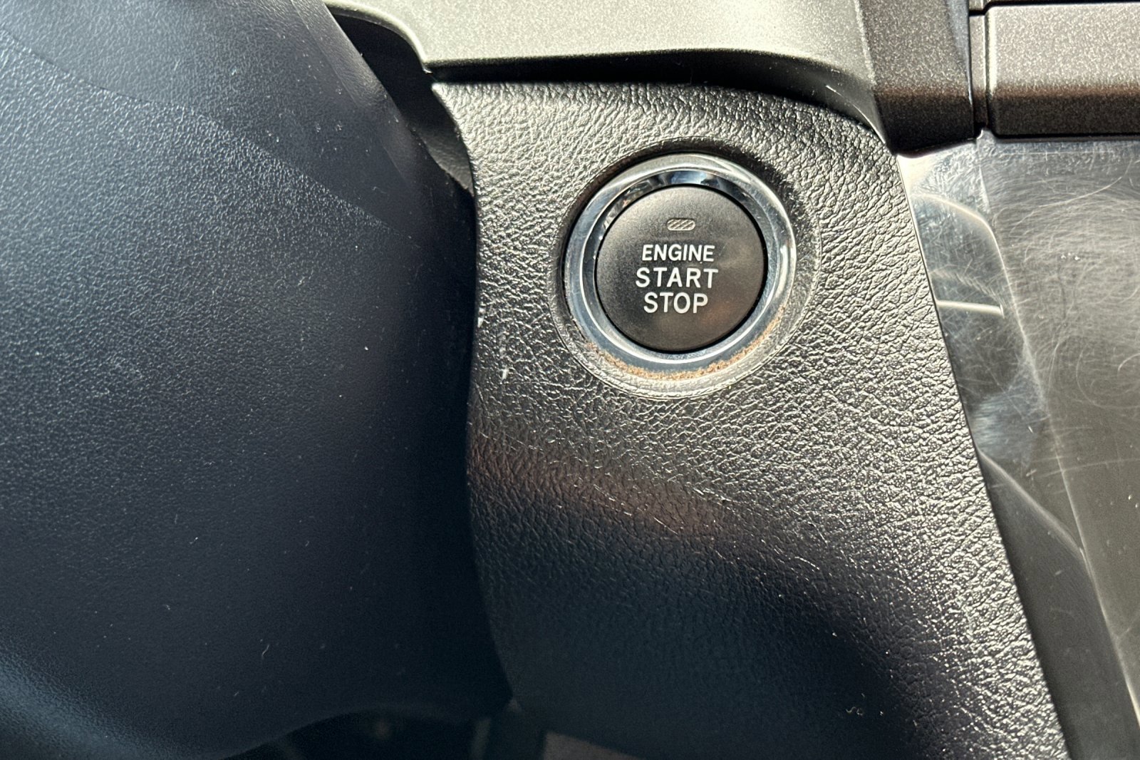 2020 Toyota Sienna SE - Photo 24