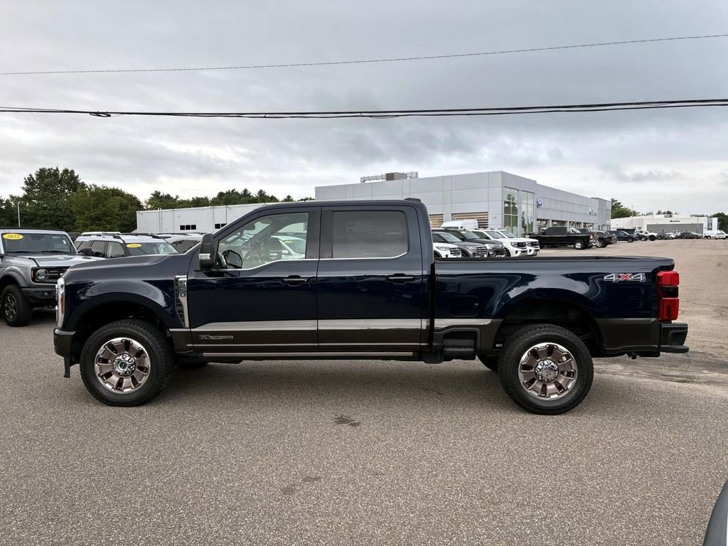 Used 2025 Blue Ford King Ranch image 4