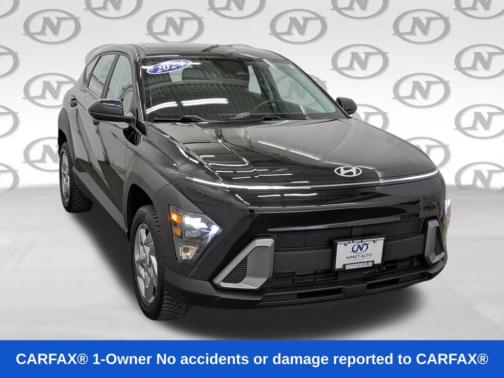 Used 2024 Black Hyundai SE image 16