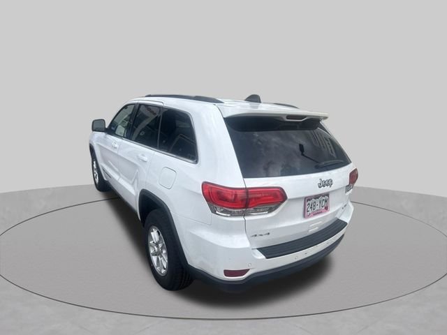 Used 2018 White Jeep Laredo E image 9
