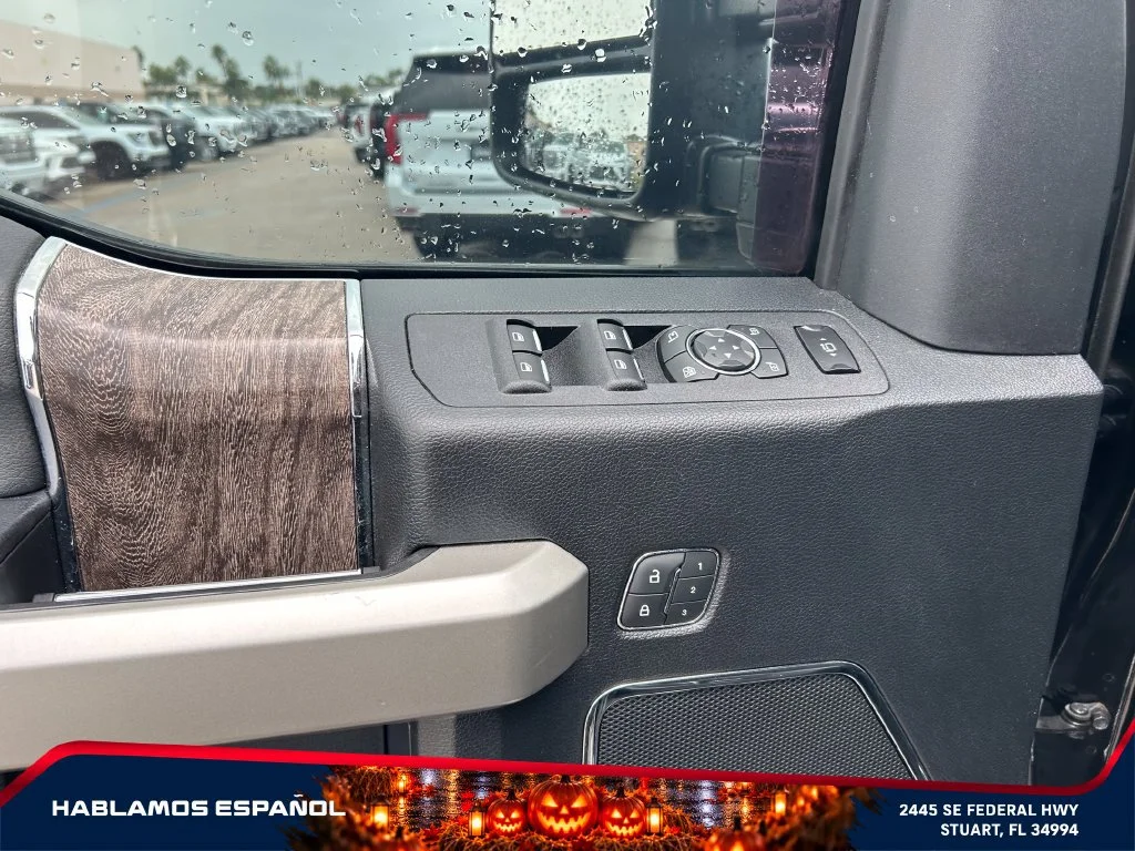 Used 2019  Ford XL image 22