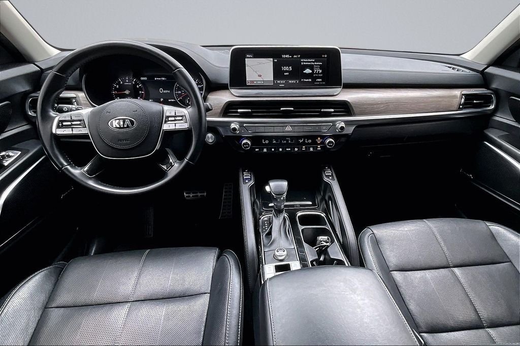 Used 2020 Black Kia SX image 13