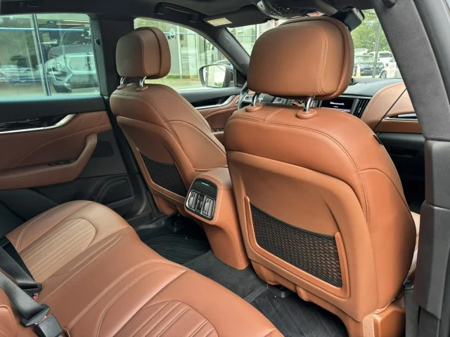 Used 2023 Blu Nobile Tri-Coat Maserati GT` ~ Tri-coat Paint Blu Nobile !!! CPO ELIGIBLE ! image 26