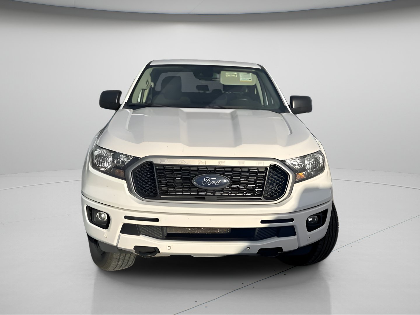 Certified Used 2019 Oxford White Ford XLT image 16