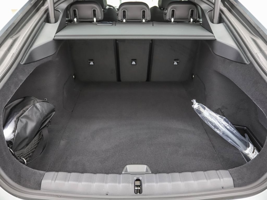 2025 BMW i4 40 - Photo 23