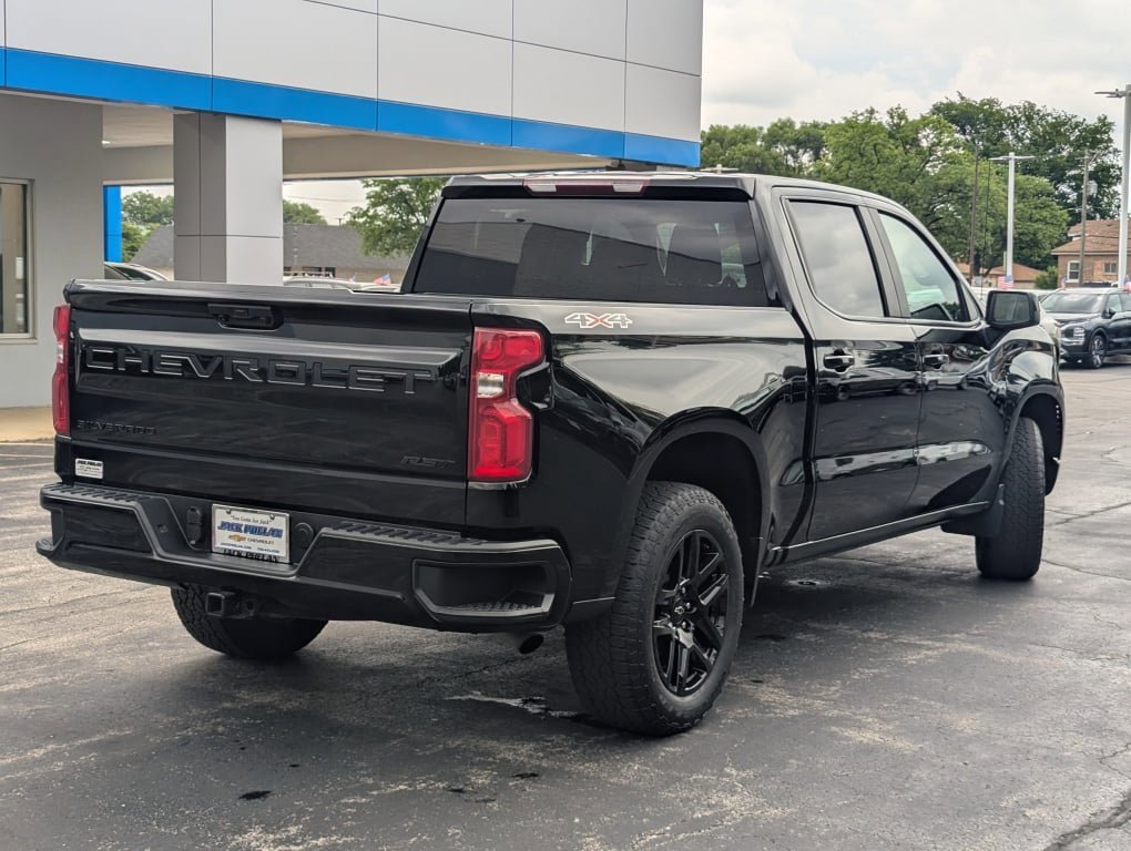 2024 Chevrolet Silverado 1500 RST - Photo 11