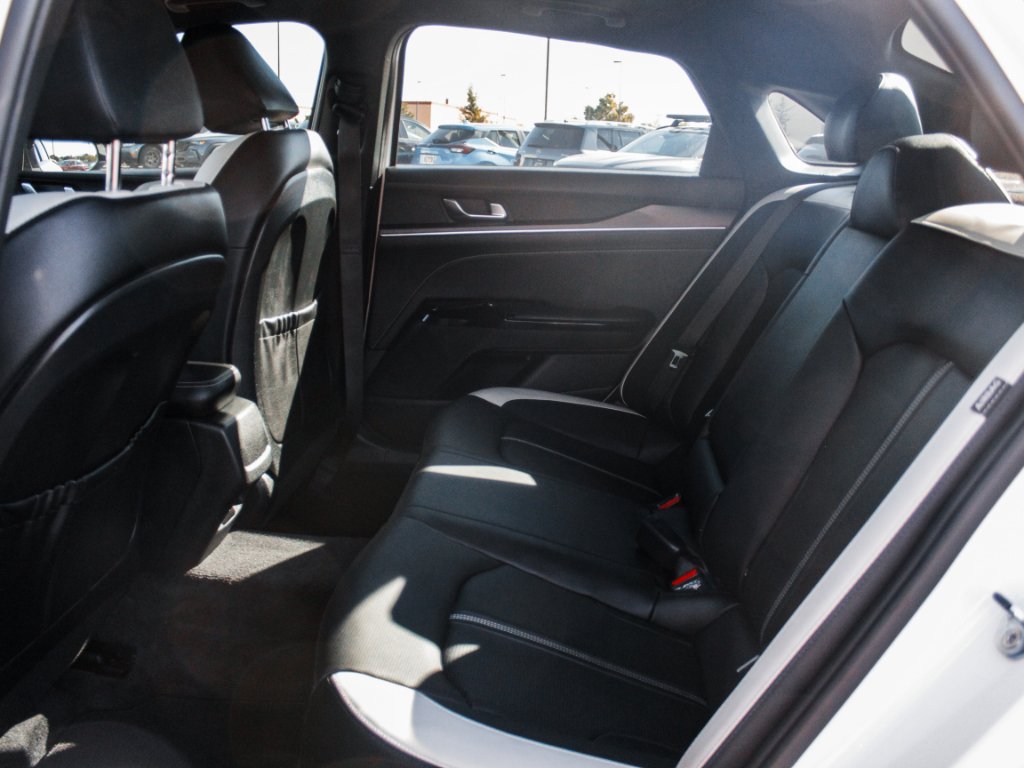 Used 2025 Snow White Pearl Kia GT-Line image 24