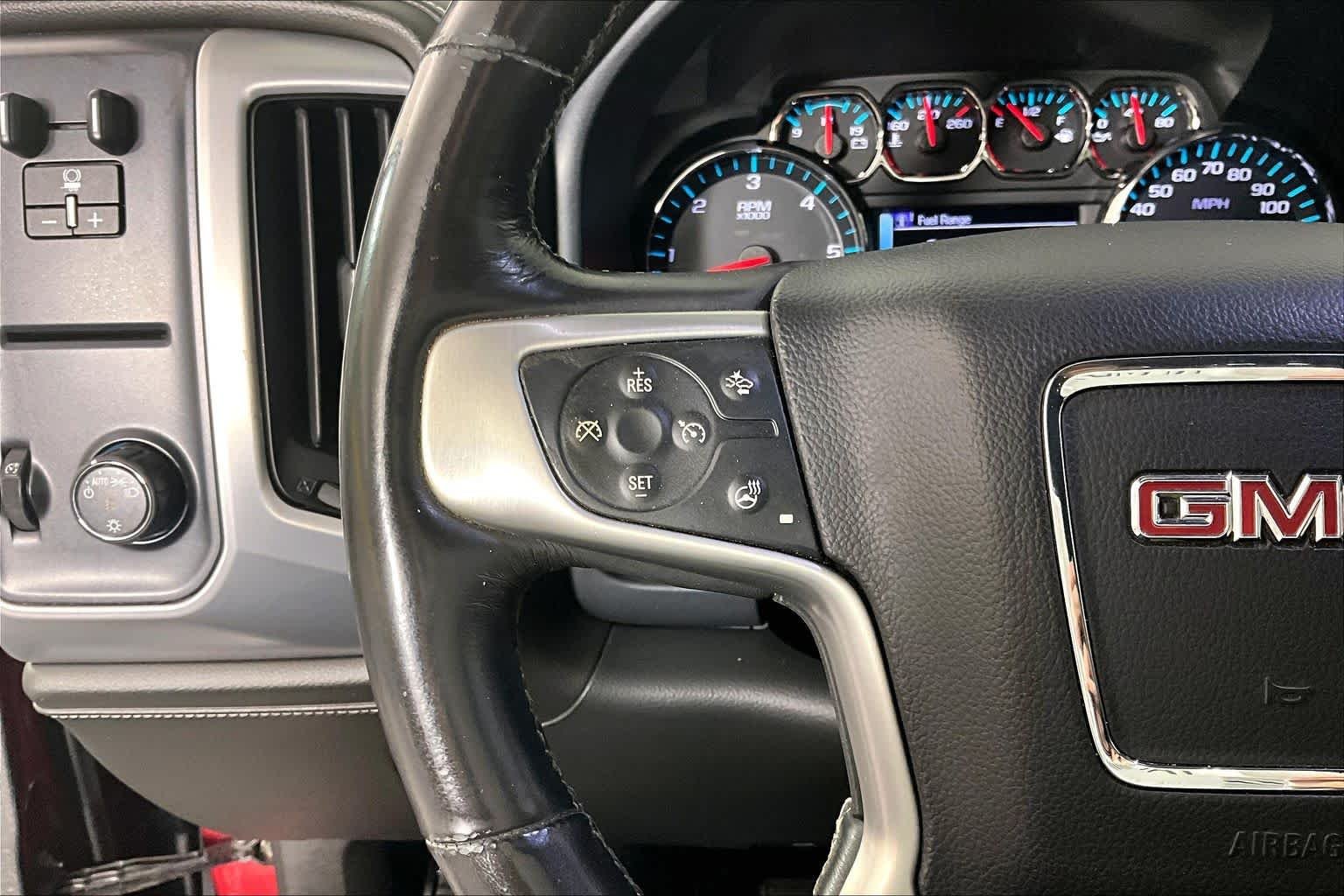 Used 2018 RED QUARTZ TINTCOAT GMC SLT image 23