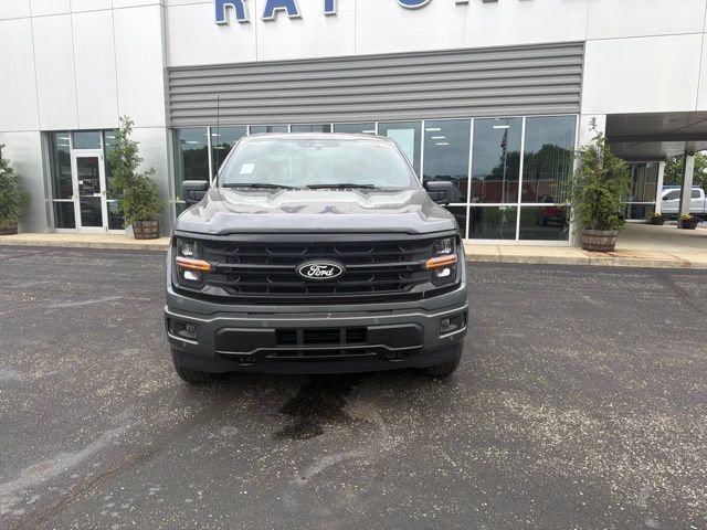 New 2026 Gray Ford XLT image 8
