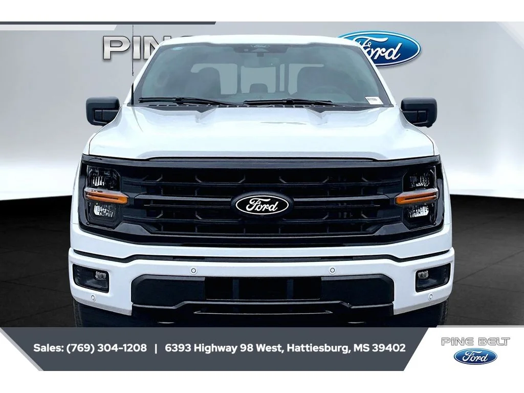 New 2026 Oxford White Ford XLT image 3