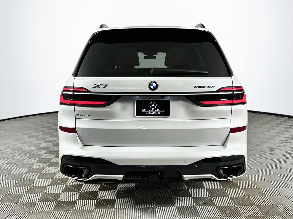 Used 2023 White BMW xDrive40i image 6