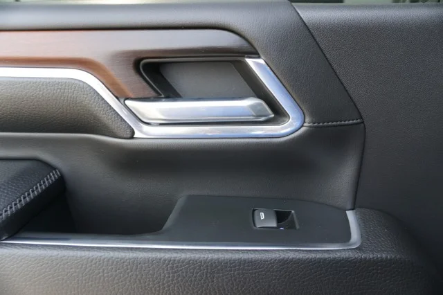 Used 2024  GMC Denali image 20