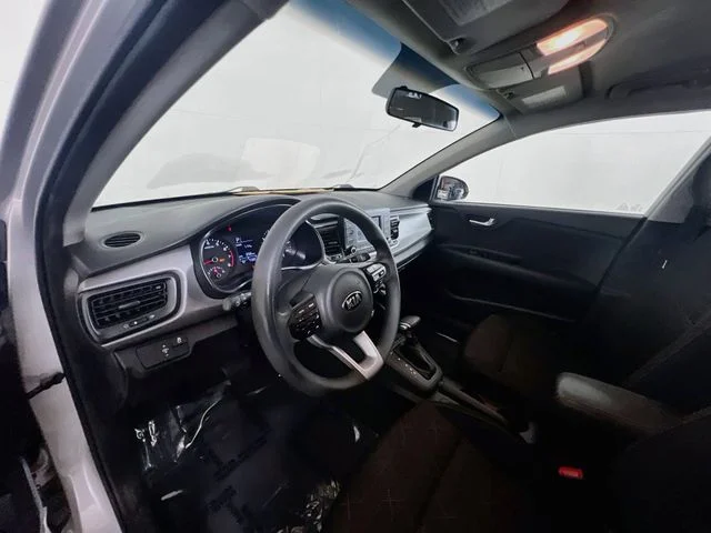 Used 2018 Silky Silver Kia S image 17