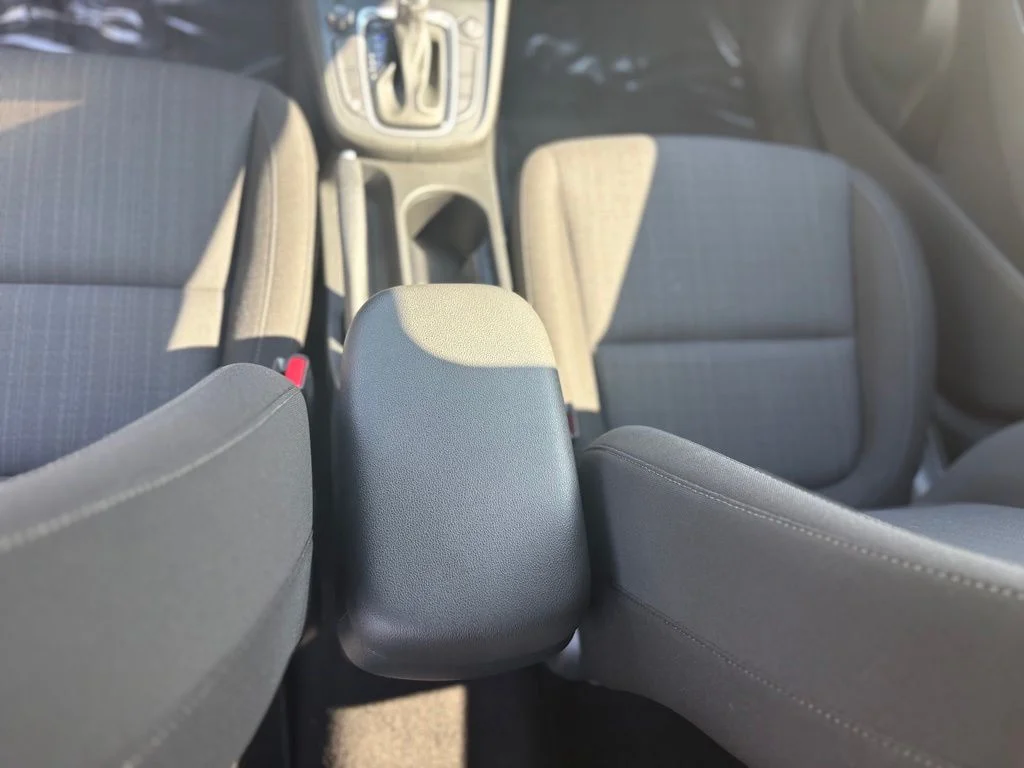 Used 2022 Black Hyundai SEL image 12
