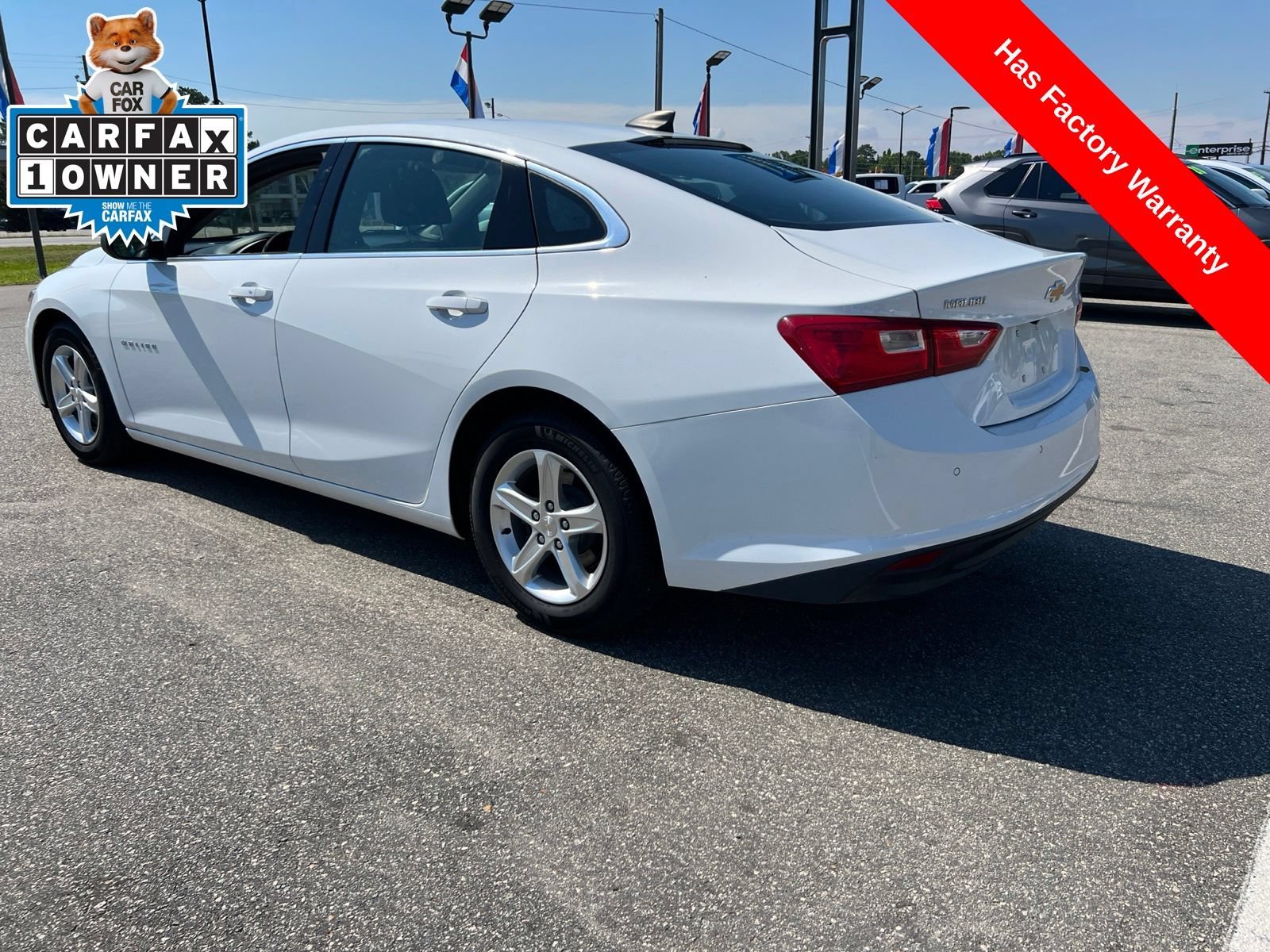 Used 2021 SUMMIT WHITE Chevrolet LS image 3