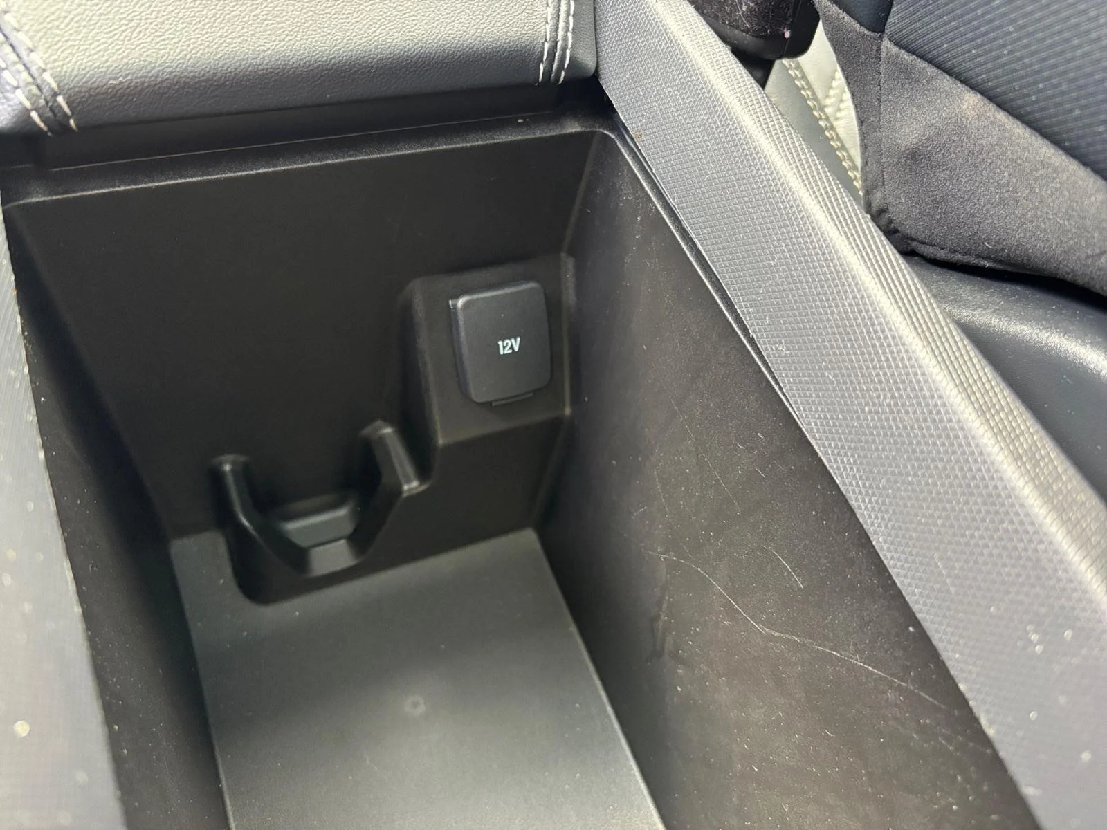 Used 2023 Shadow Black Ford Premium image 36