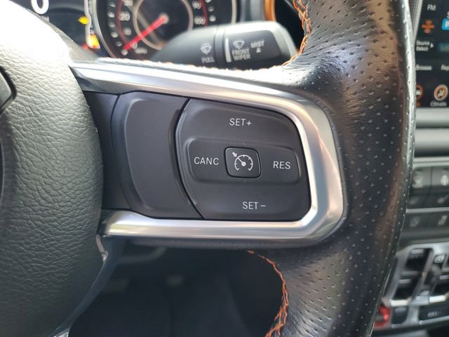 Used 2021 Gray Jeep Mojave image 12