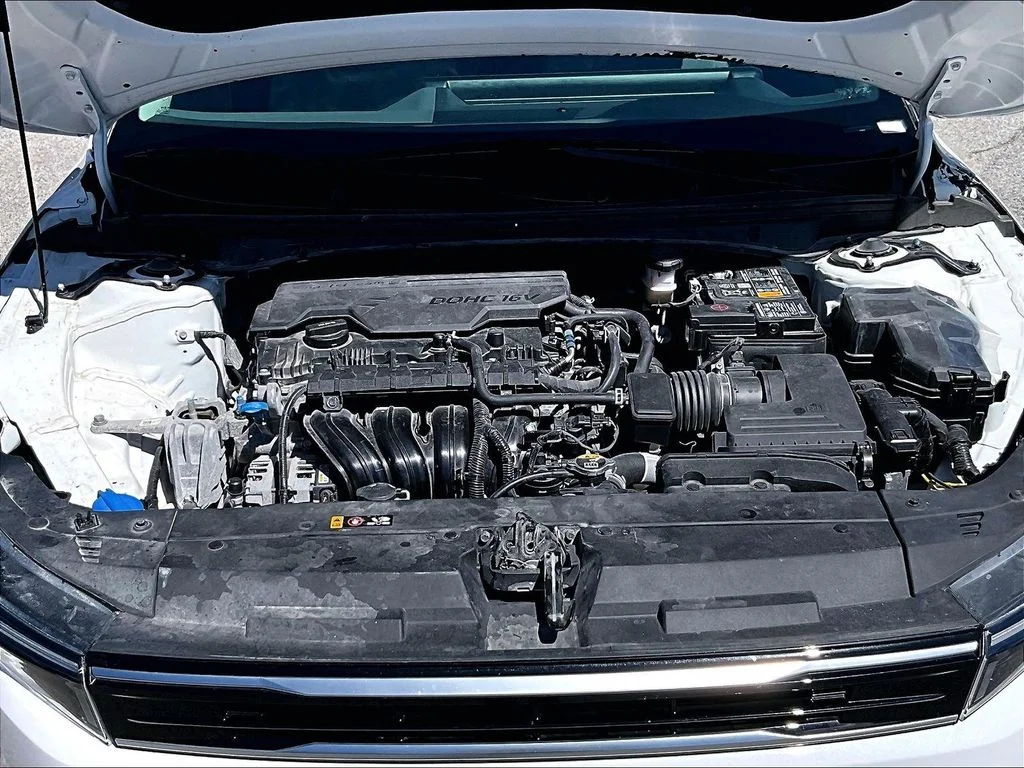 Used 2025 White Kia EX image 11